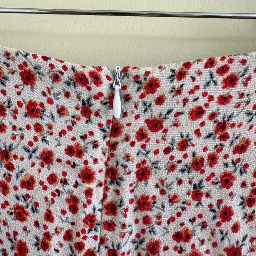 Brandy Melville | Floral Mini Skirt, Size XS/S ✨ - Picture 6 of 9